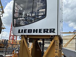 Liebherr кран 140 EC-H 6 Litronic