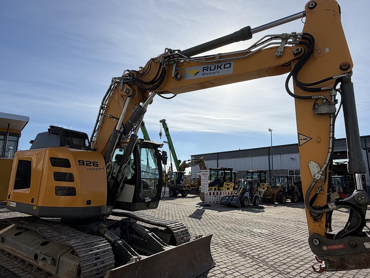 Kettenbagger Liebherr R 926 Compact Lit OilQuick