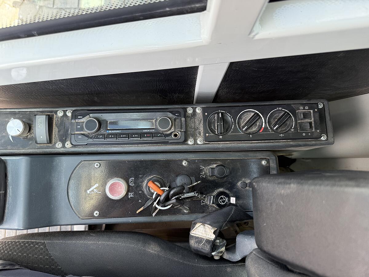 Telekrane Sennebogen 633 R Serie E
