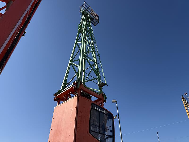 Kran-Obendreher Liebherr 280 EC-H 12 Litronic