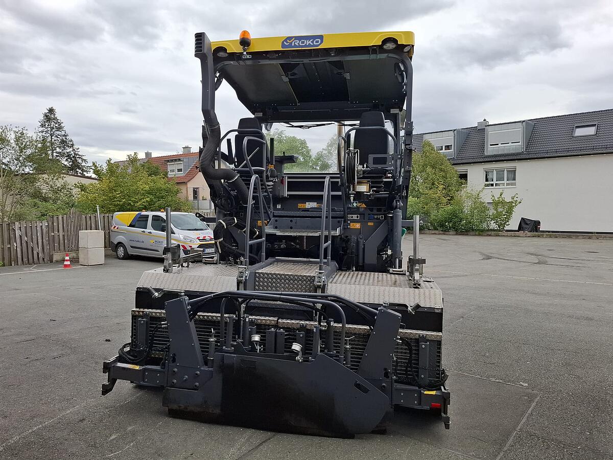 Kettenfertiger Vögele Super 1800-3i - AB 600-3 TV