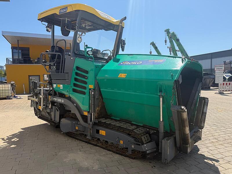 Kettenfertiger Vögele Super 1300-3i
