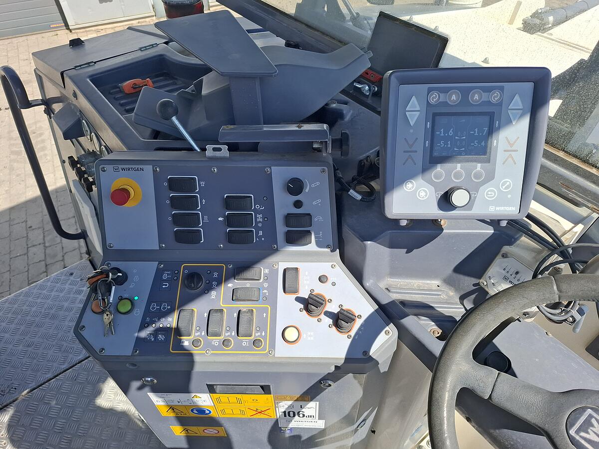 Straßenfräsen Wirtgen W 150 CFi