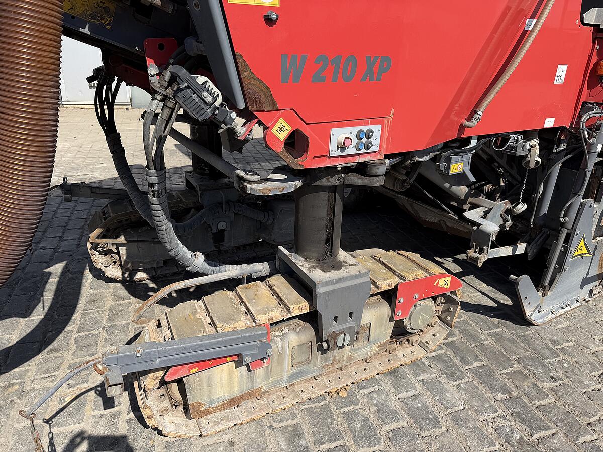 Straßenfräsen Wirtgen W 210 XP