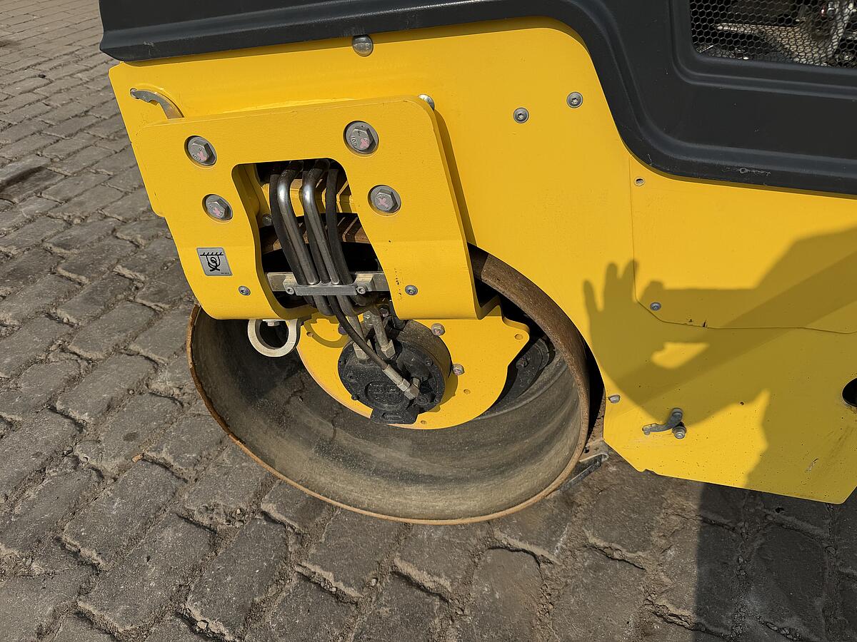 Tandemwalze Bomag BW 100 AD-5
