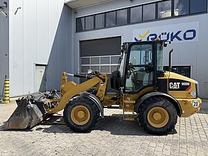Caterpillar колесные погрузчики 908 M