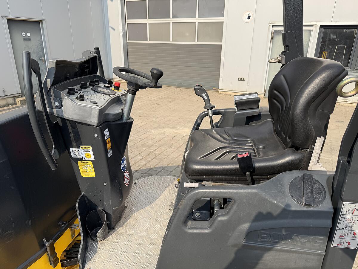Tandemwalze Bomag BW 100 AD-5