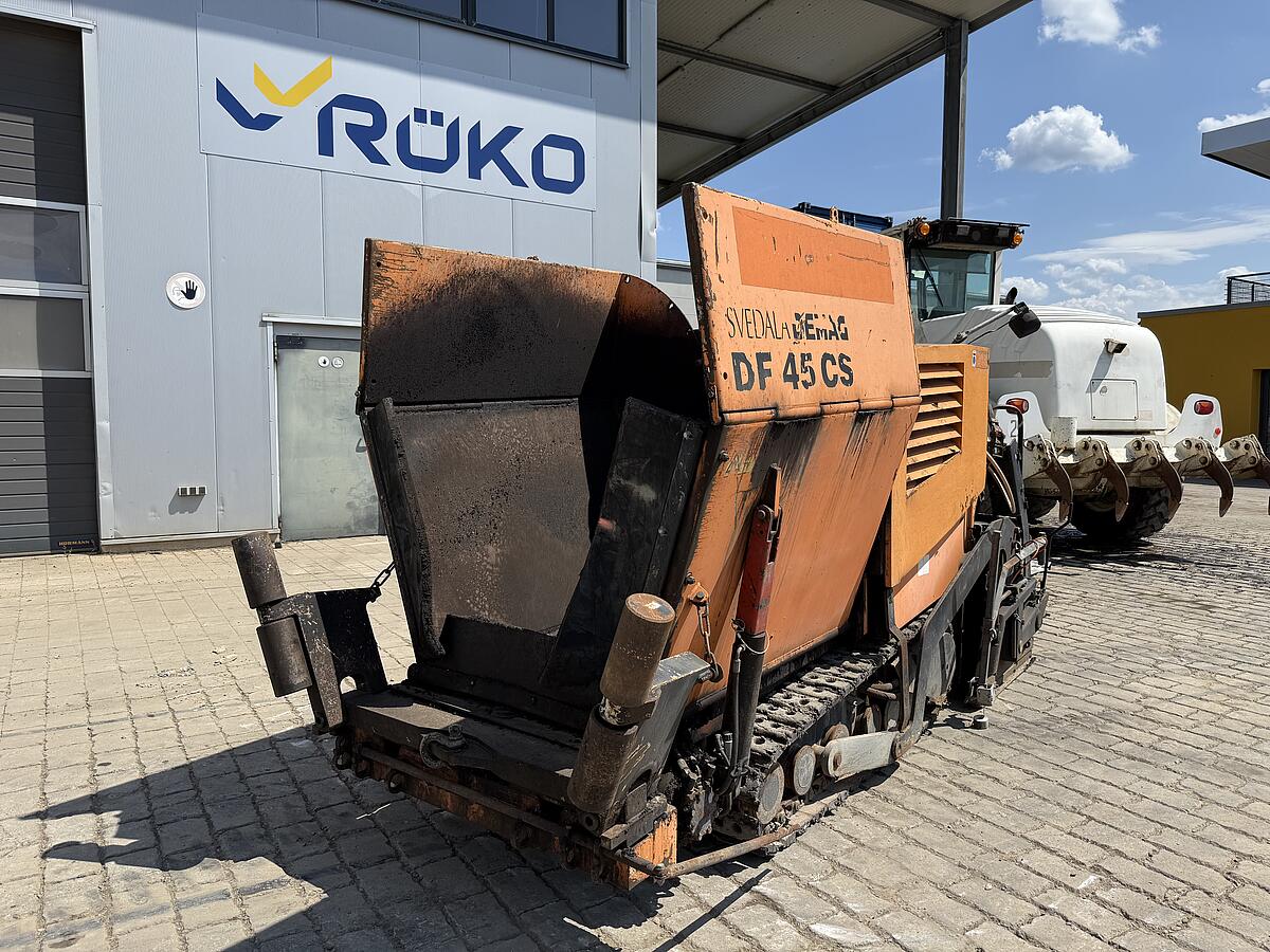 Kleinfertiger Dynapac DF 45 CS