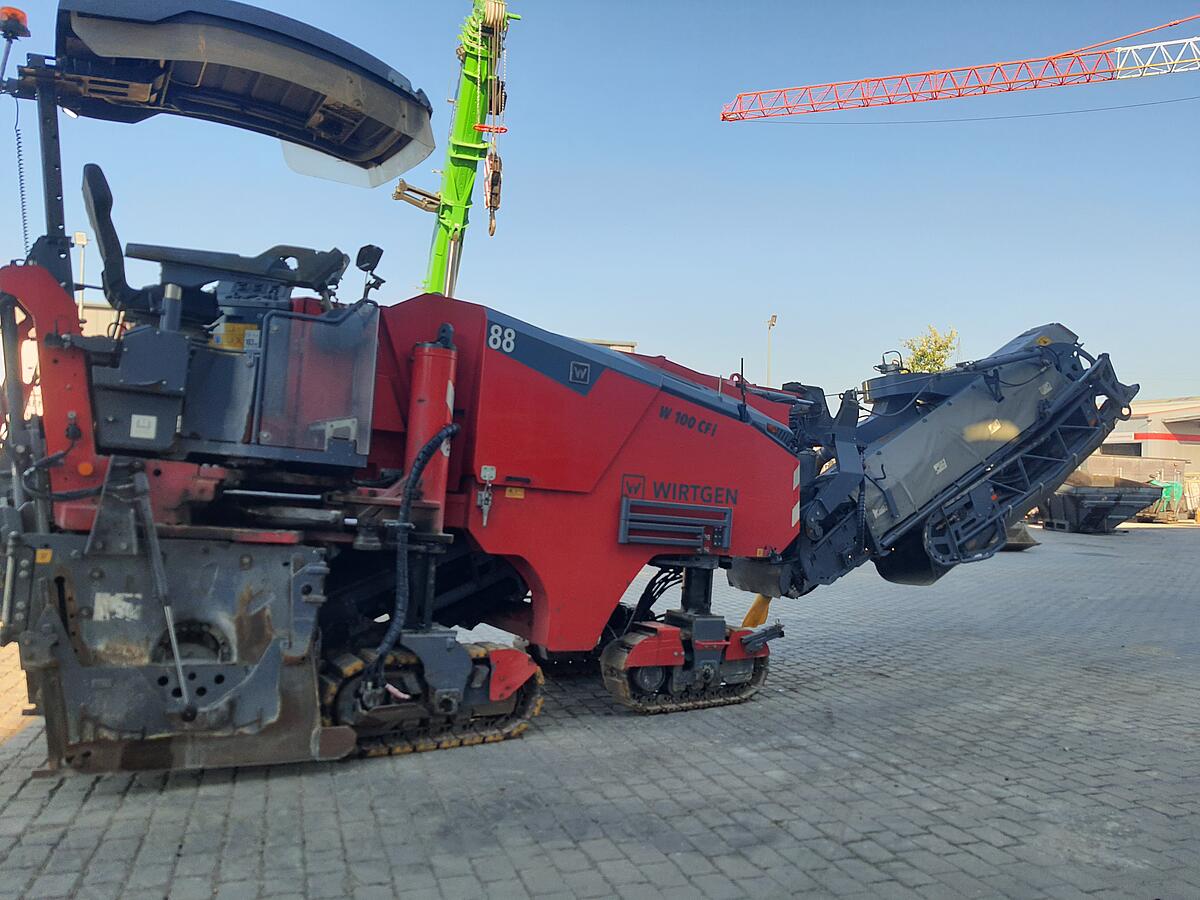 Straßenfräsen Wirtgen W 100 CFi