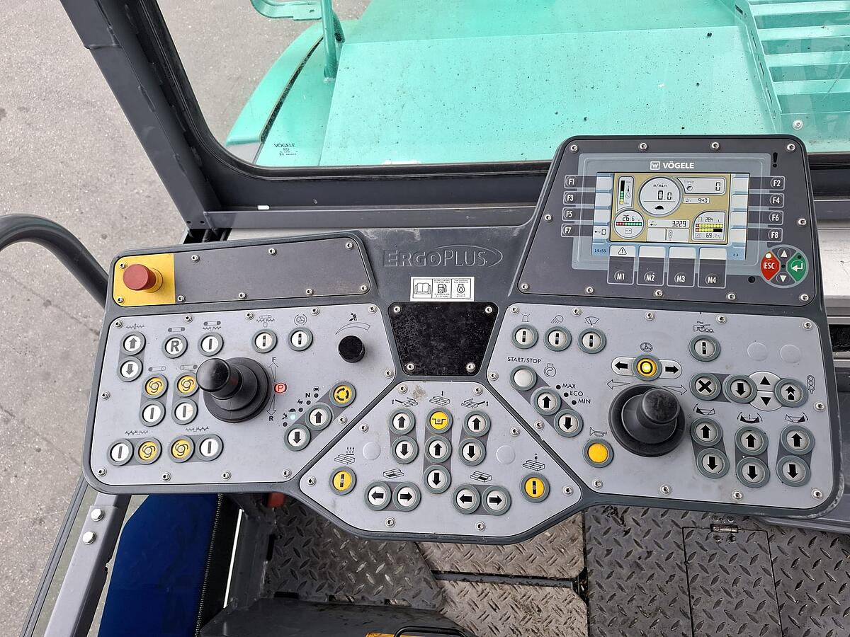 Kettenfertiger Vögele Super 1800-3i - AB 600-3 TV