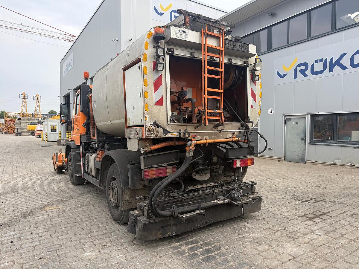 Bitumen Sprayer Schäfer Unimog U 500 + BSM-P 2000/2000
