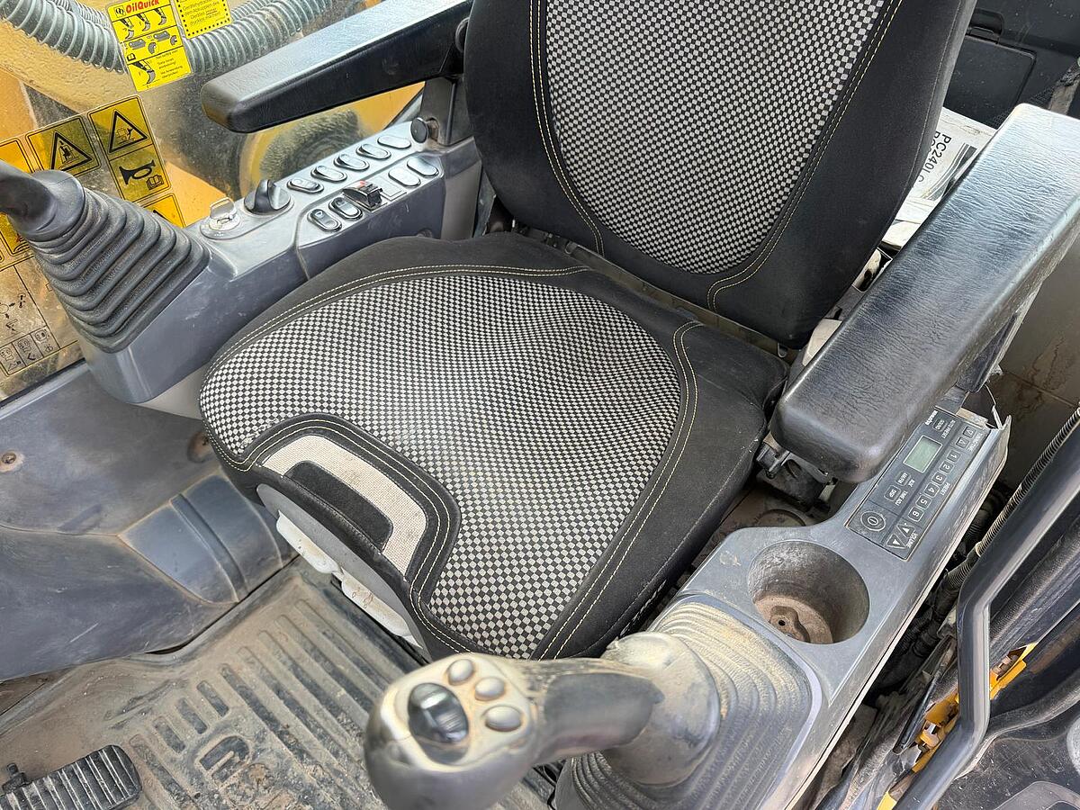 Kettenbagger Komatsu PC 240 LC-11