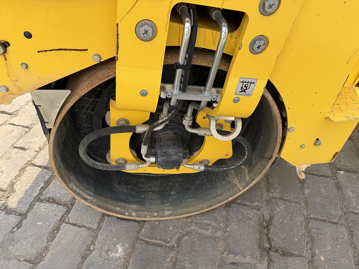 Tandemwalze Bomag BW 100 AD-5