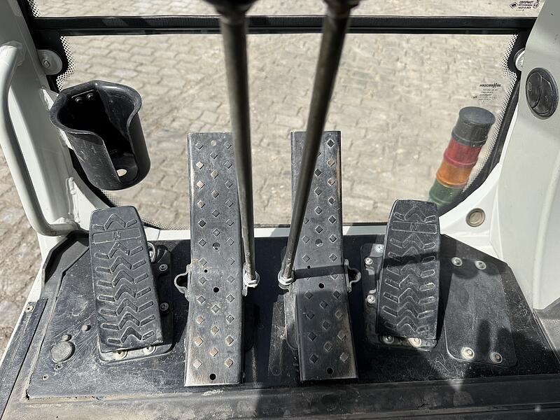 Telekrane Sennebogen 613 R Serie E