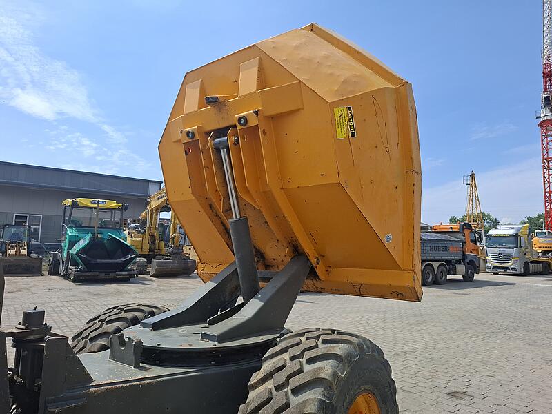 Dumper bis 10 t Ausa D 1000 APG