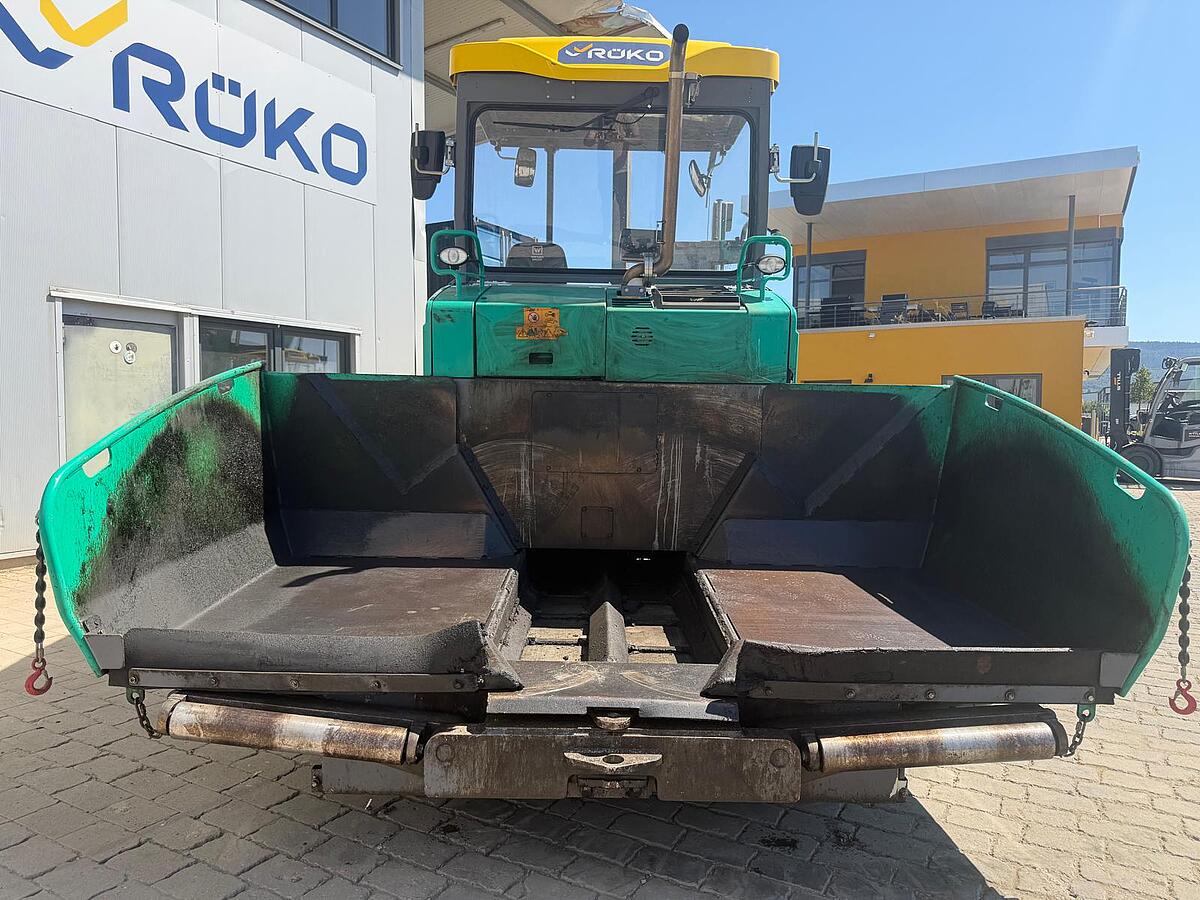 Kettenfertiger Vögele Super 1300-3i