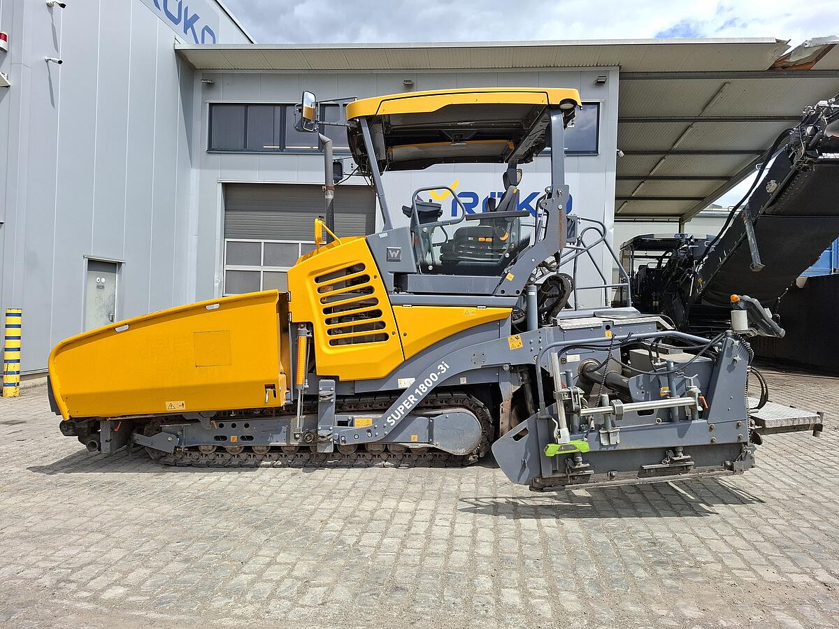 Kettenfertiger Vögele S 1800-3i