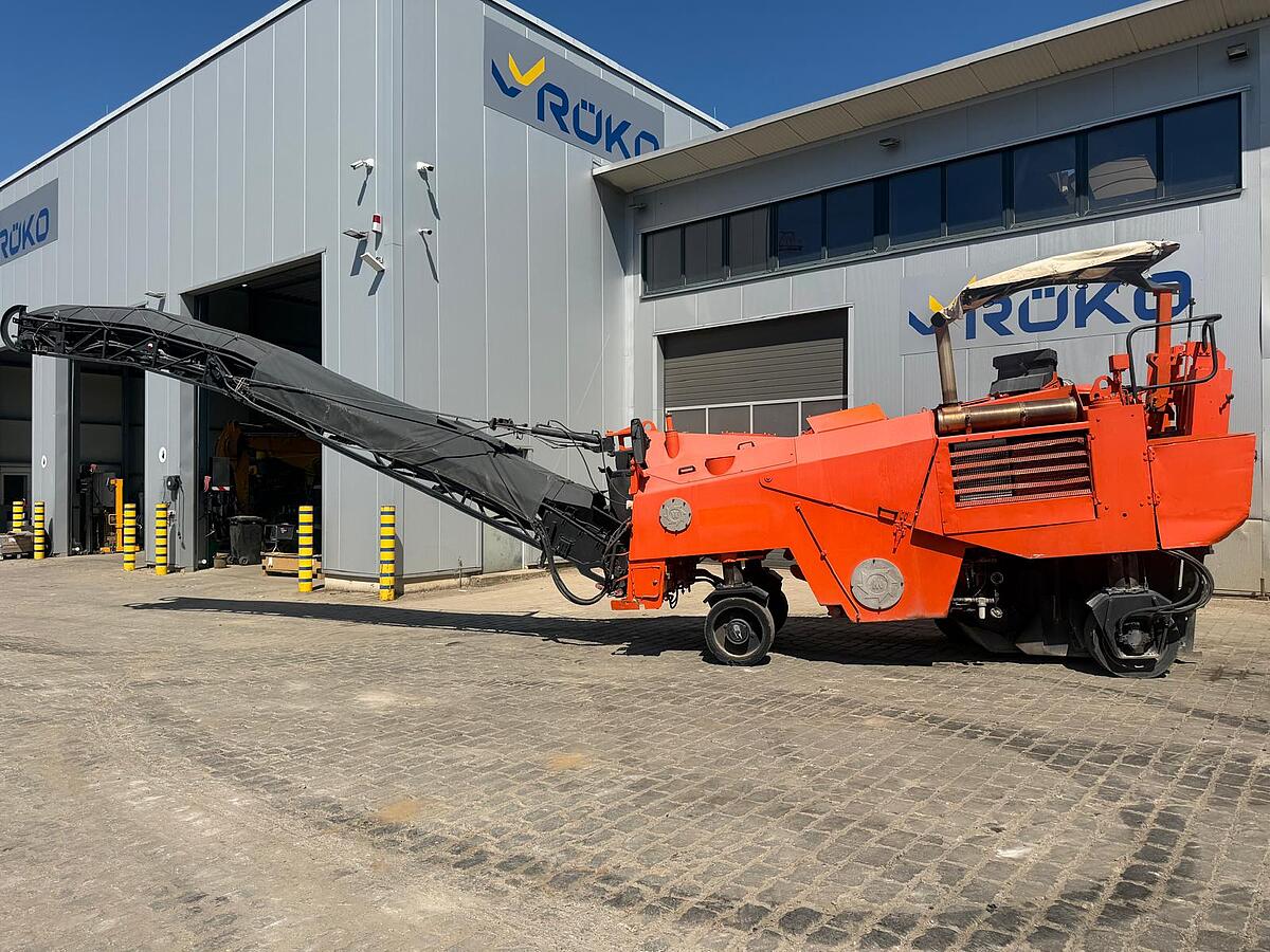Straßenfräsen Wirtgen W 1300 F