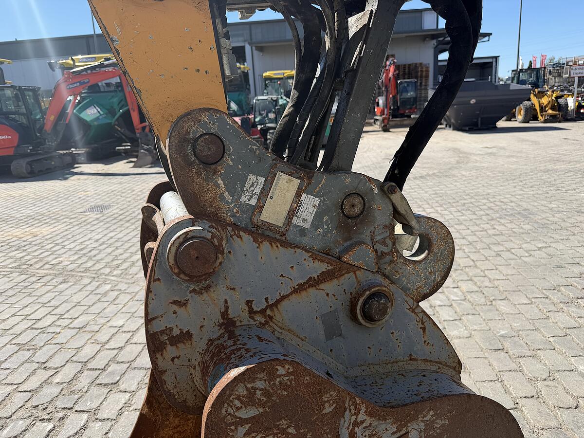 Kettenbagger Liebherr R 920 Compact LC