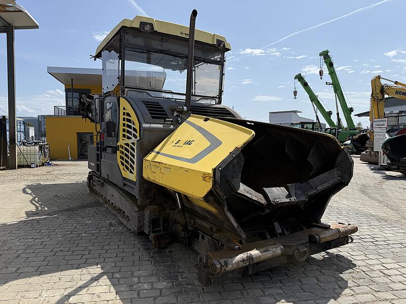 Beschicker Bomag BMF 2500 M