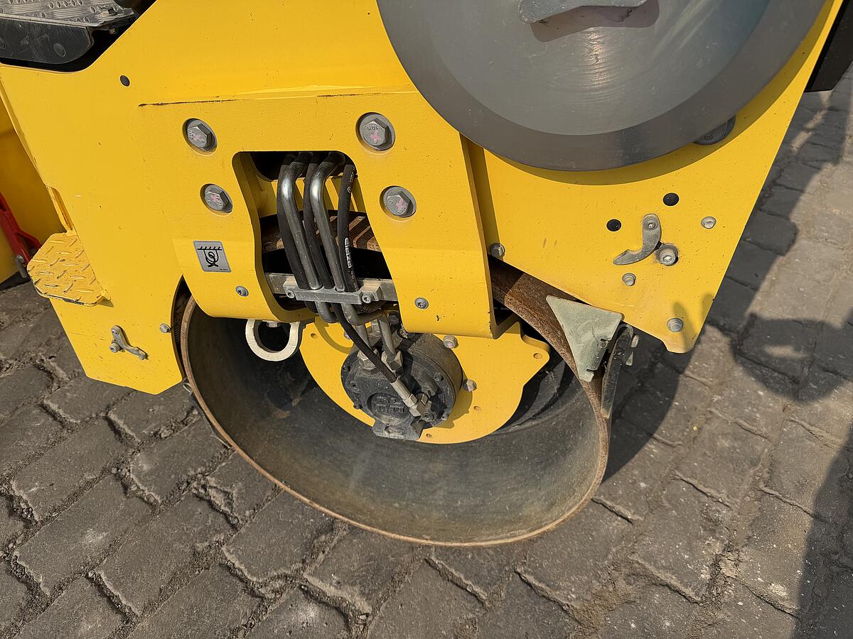 Tandemwalze Bomag BW 100 AD-5