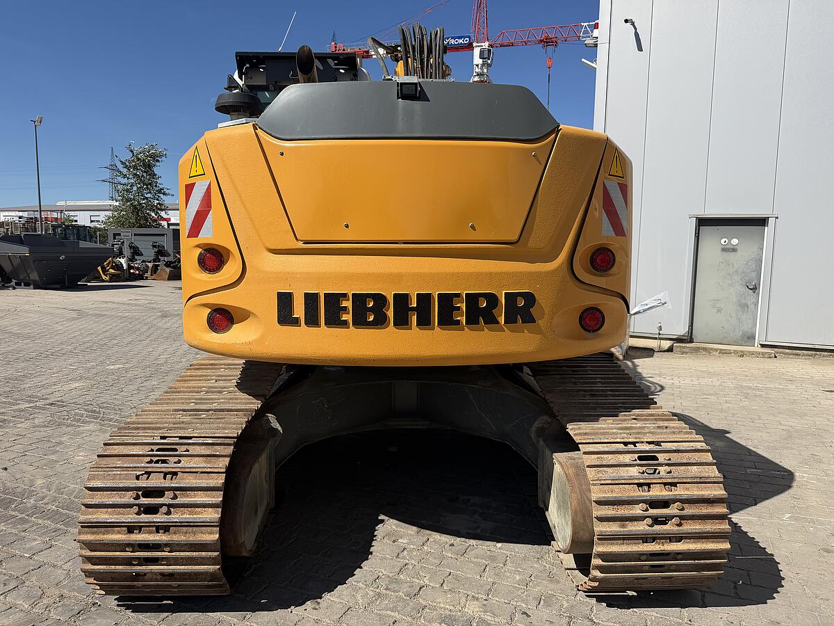 Kettenbagger Liebherr R 920 Compact LC
