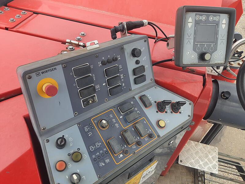 Straßenfräsen Wirtgen W 130 CFi