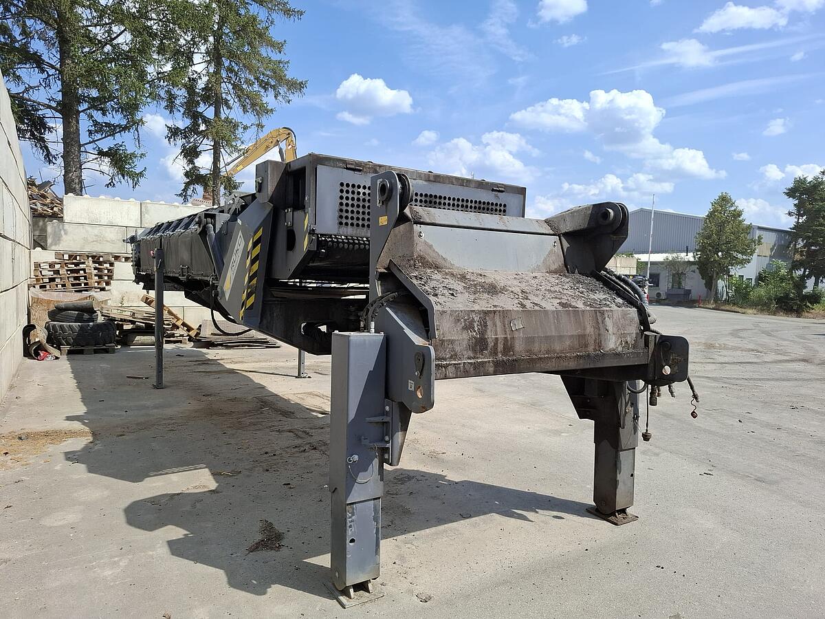 Beschicker Dynapac Schwenkband SW6500
