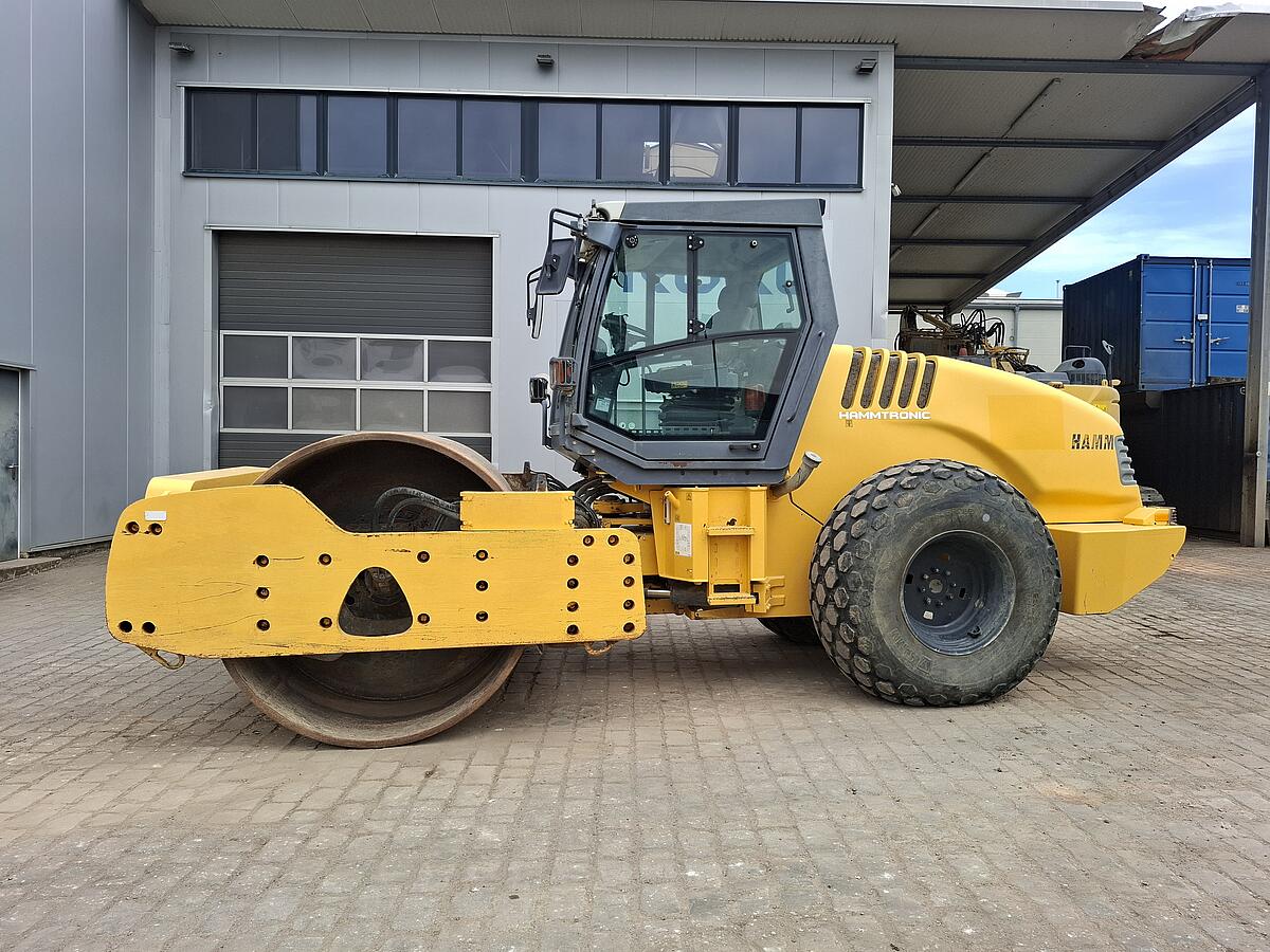 Walzenzug Hamm 3520 HT