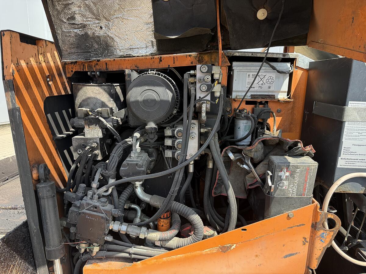 Kleinfertiger Dynapac DF 45 CS
