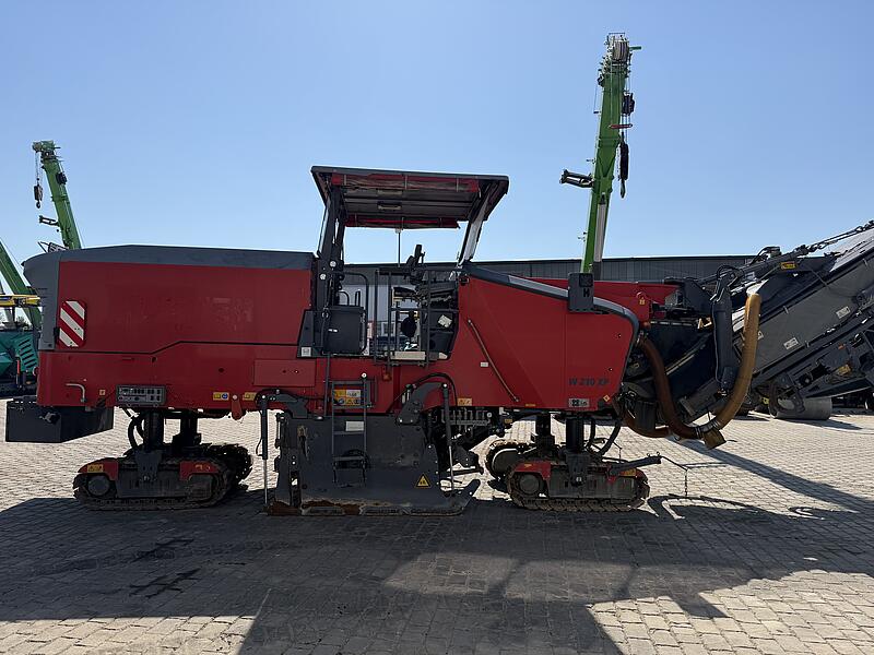 Straßenfräsen Wirtgen W 210 XP