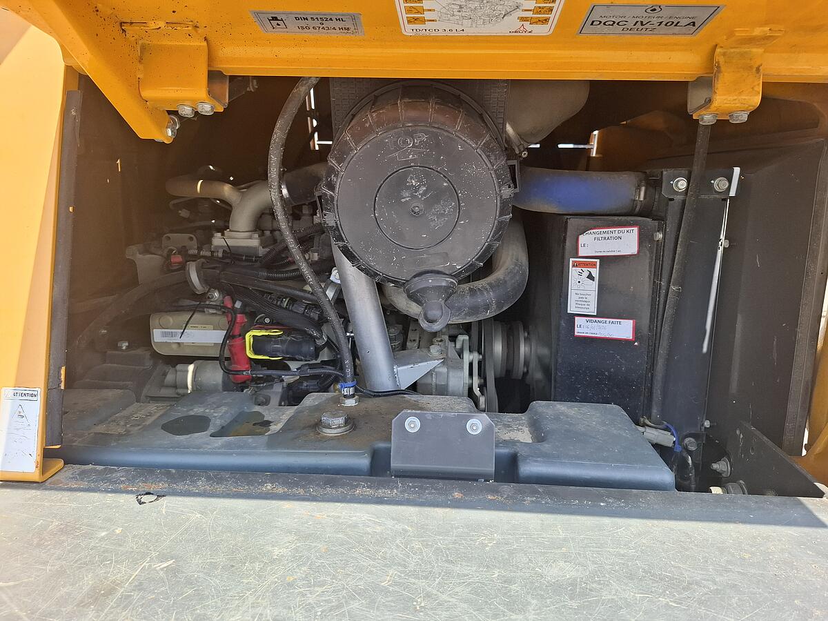 Dumper bis 10 t Ausa D 1000 APG