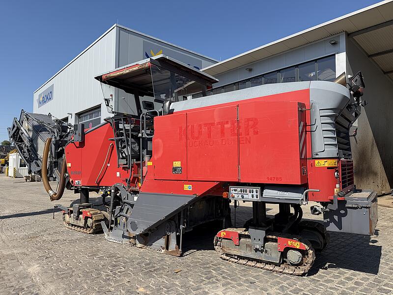 Straßenfräsen Wirtgen W 210 XP