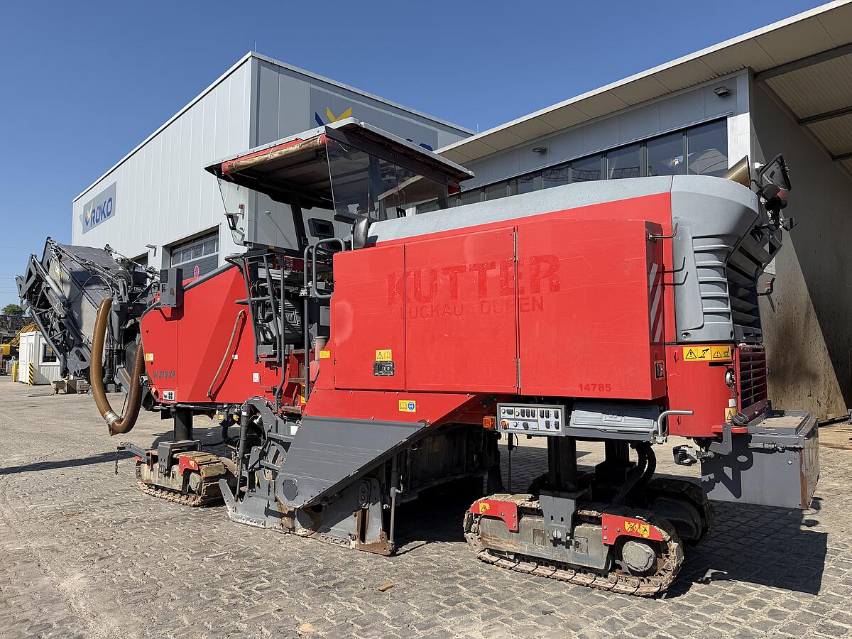 Straßenfräsen Wirtgen W 210 XP