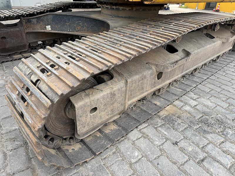 Kettenbagger Komatsu PC 240 LC-11