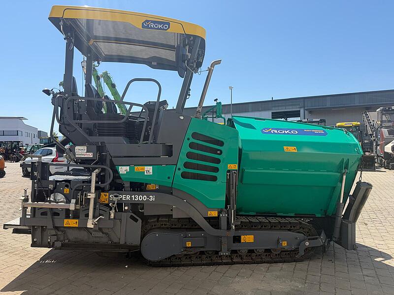 Kettenfertiger Vögele Super 1300-3i