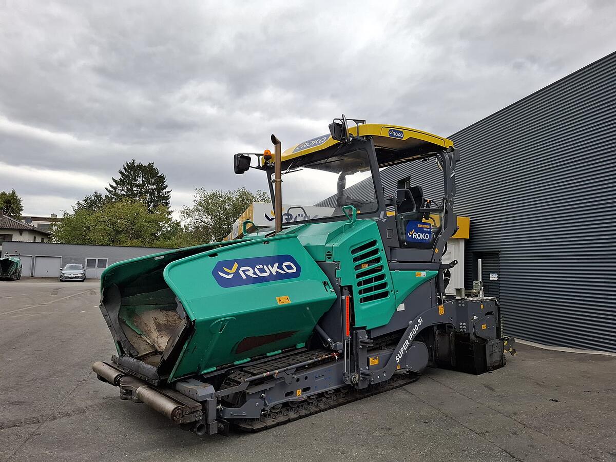 Kettenfertiger Vögele Super 1800-3i - AB 600-3 TV