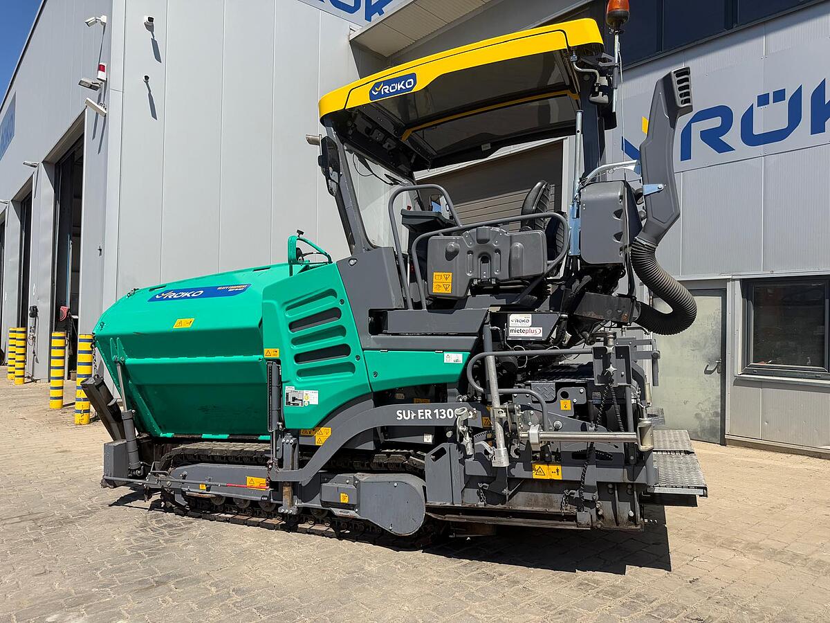 Kettenfertiger Vögele Super 1300-3i