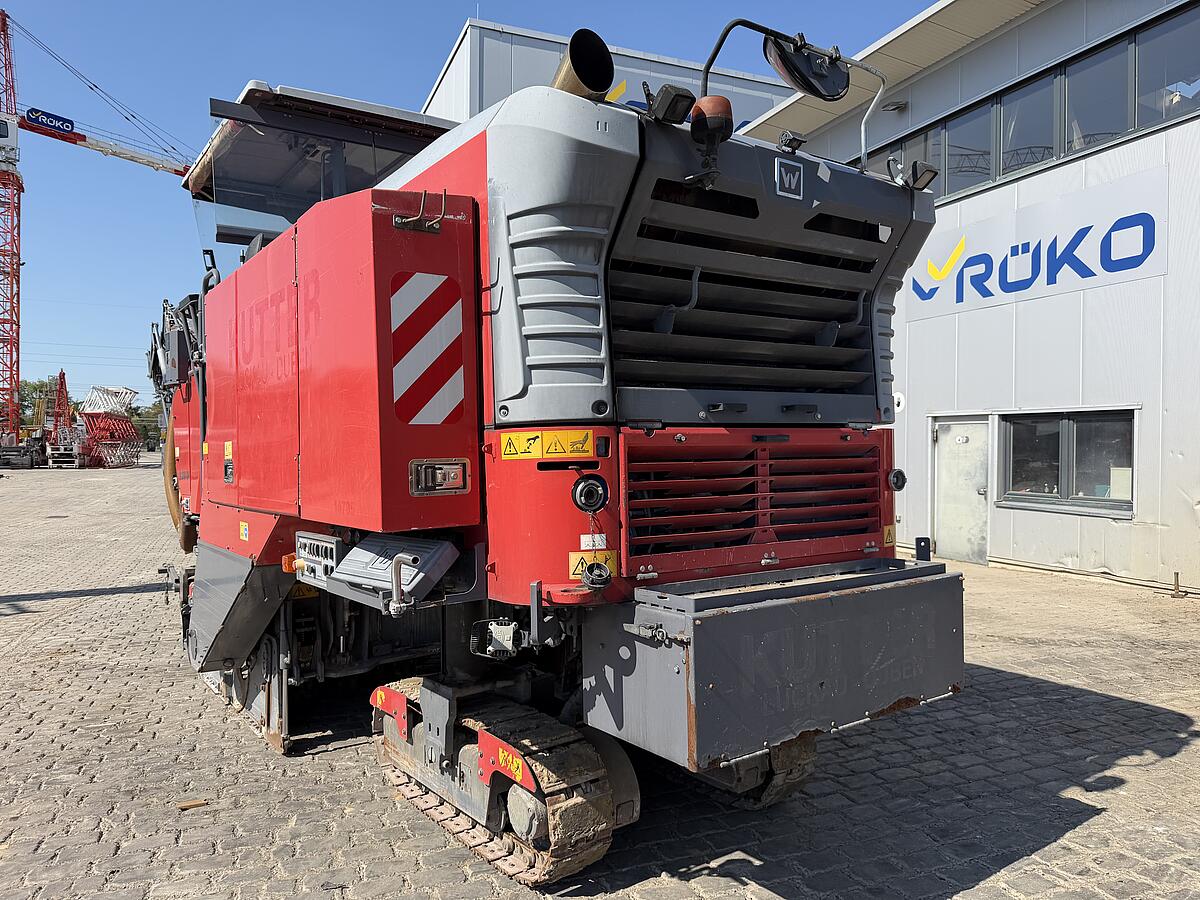 Straßenfräsen Wirtgen W 210 XP