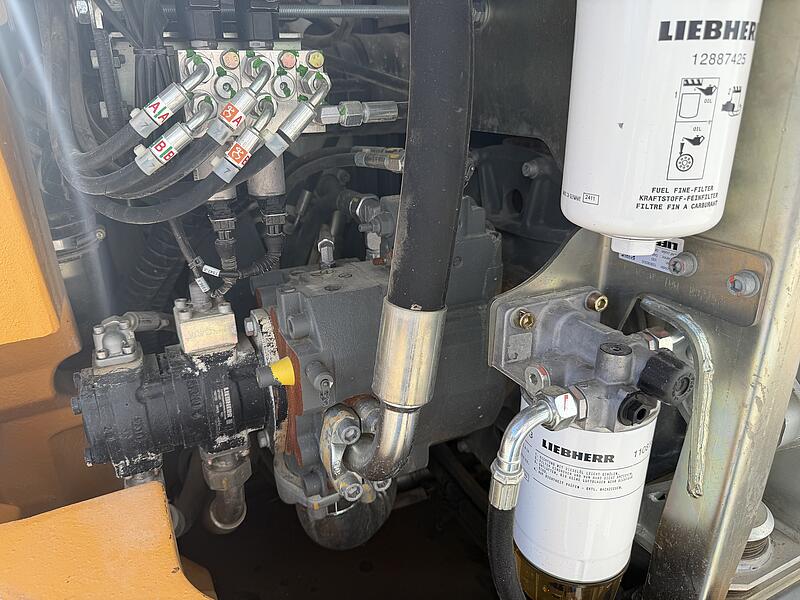 Kettenbagger Liebherr R 920 Compact LC
