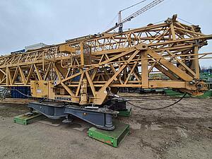 Liebherr Macara cu invirtie jos 71 K